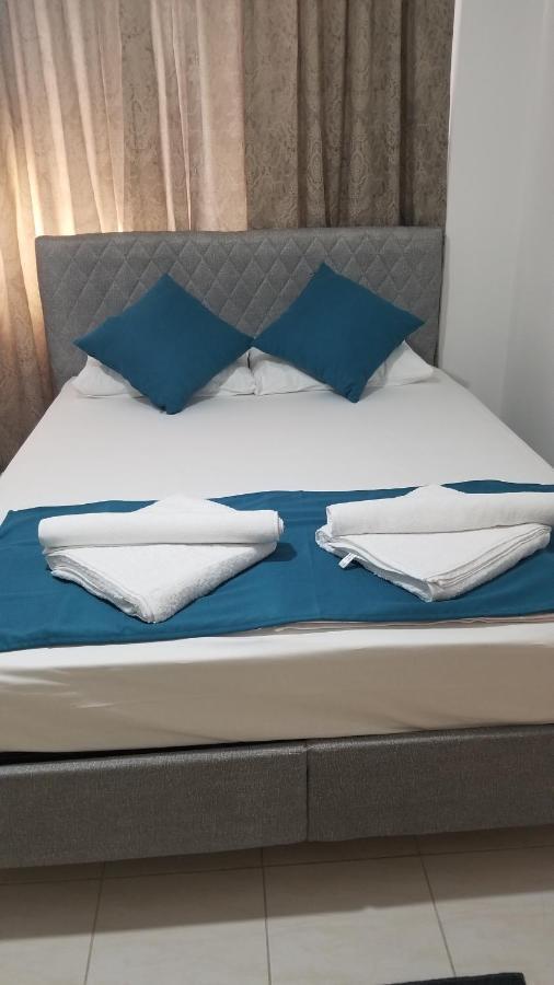 Huge Evleri 2 Apartment Marmaris Bagian luar foto