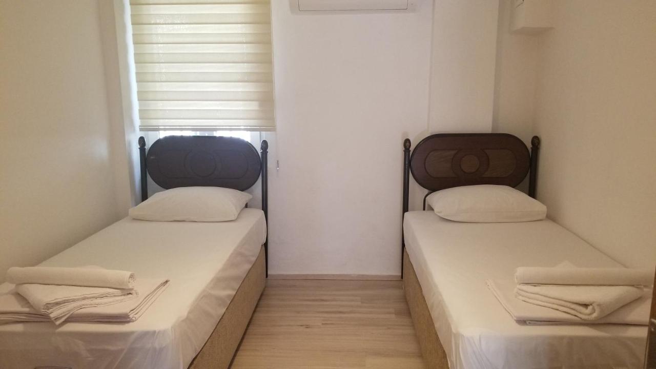 Huge Evleri 2 Apartment Marmaris Bagian luar foto