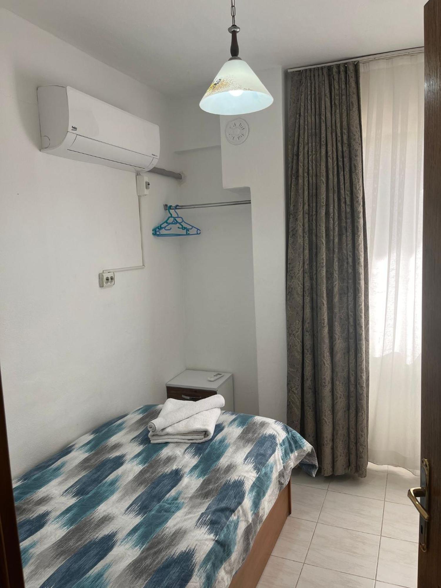 Huge Evleri 2 Apartment Marmaris Bagian luar foto